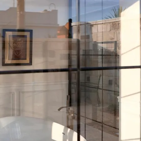 לינה וארוחת בוקר Salento Winery סן פייטרו אין בוואניה